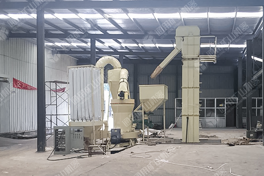 客戶磨粉生產(chǎn)現(xiàn)場 客戶磨粉生產(chǎn)現(xiàn)場